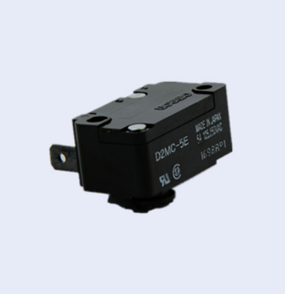 方寸微動藏鋒芒，歐姆龍開關解鎖游戲機操控新高度